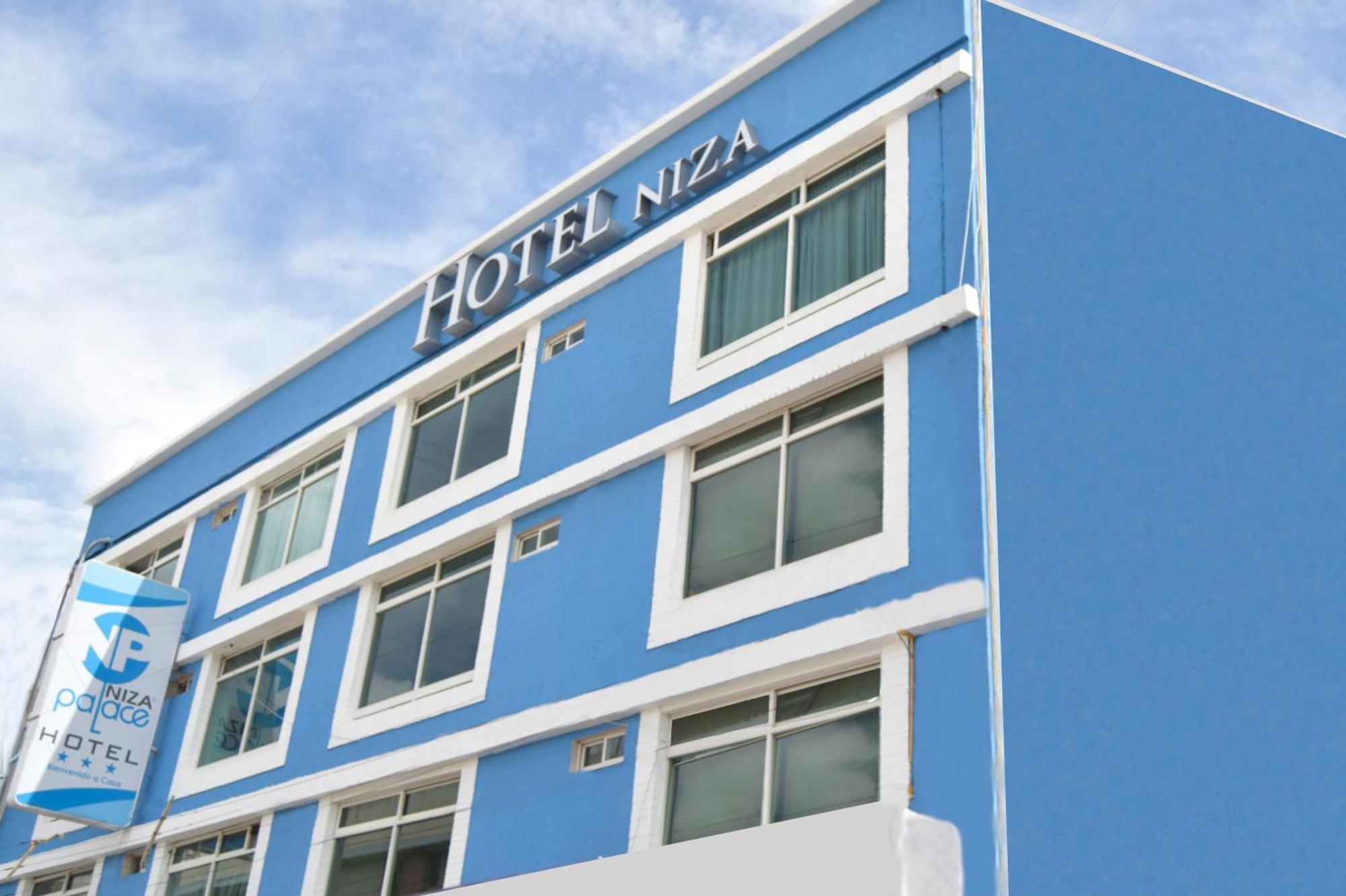 Hotel Niza Zona Piel León Buitenkant foto